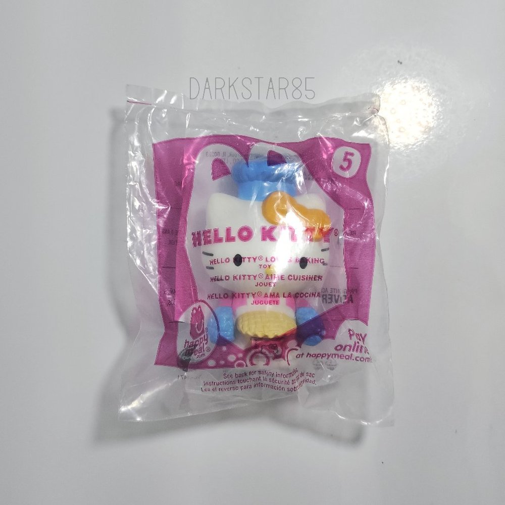 McDonald's Sanrio Hello Kitty Loves Baking Happy Meal Toy 2013